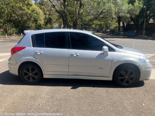 Nissan TIIDA SL 1.8 FLEX 2011/2012